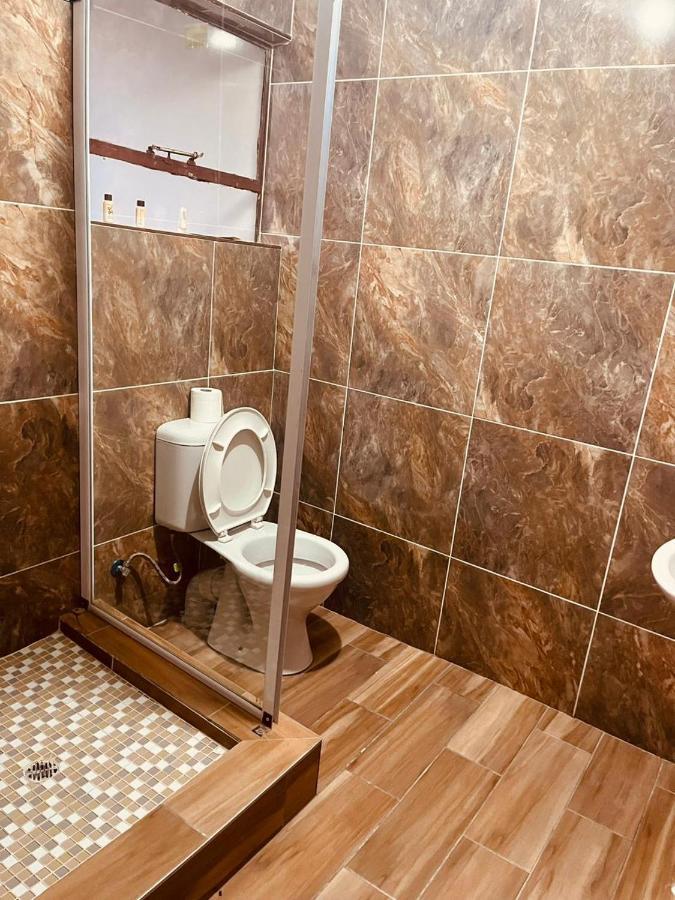 Mphatlalatsane Bnb Maseru Extérieur photo