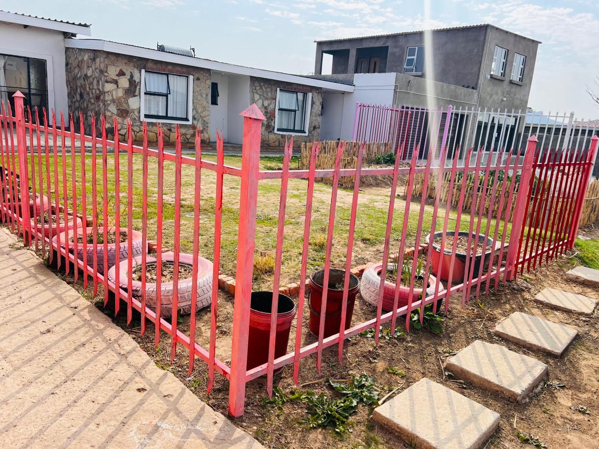 Mphatlalatsane Bnb Maseru Extérieur photo